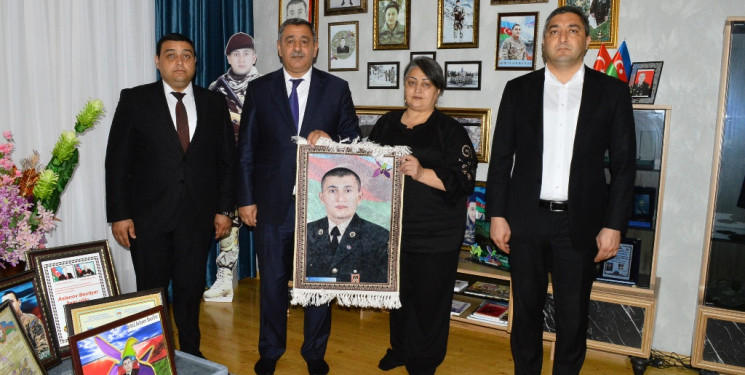 Vətən müharibəsi şəhidlərinin ailələri ziyarət olunub